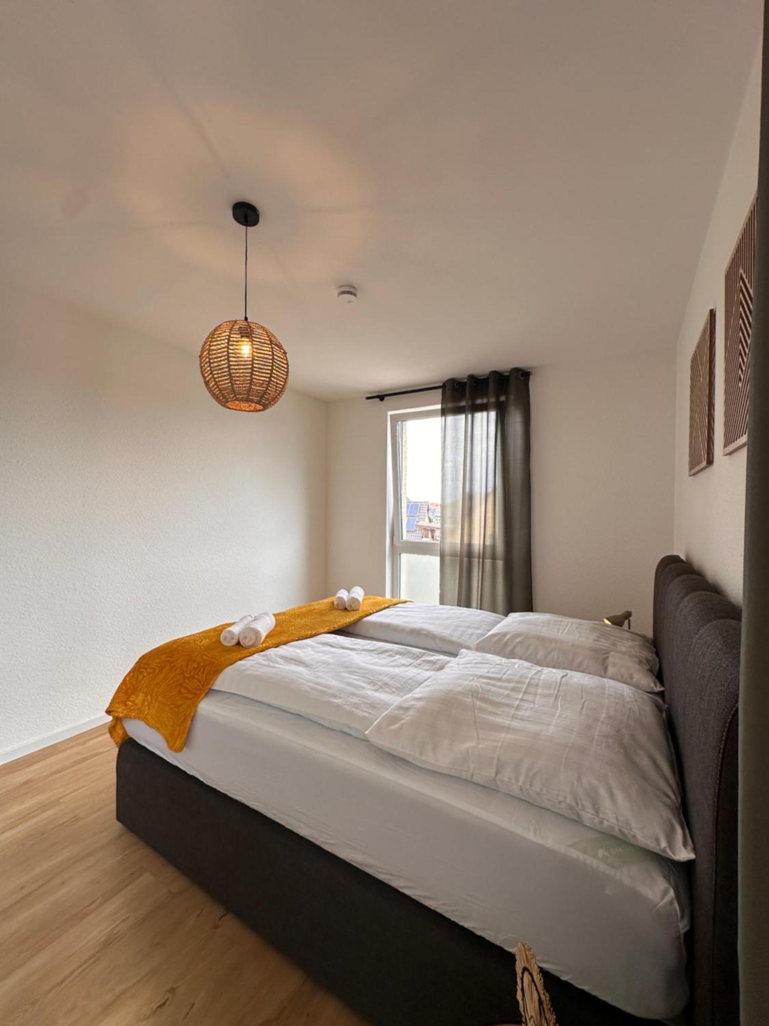 Amao-Sepia I 86Qm I King-Size Beds I Netflix I Privat Balcony I Free Parking I Near Europapark Apartment Rheinhausen Bagian luar foto